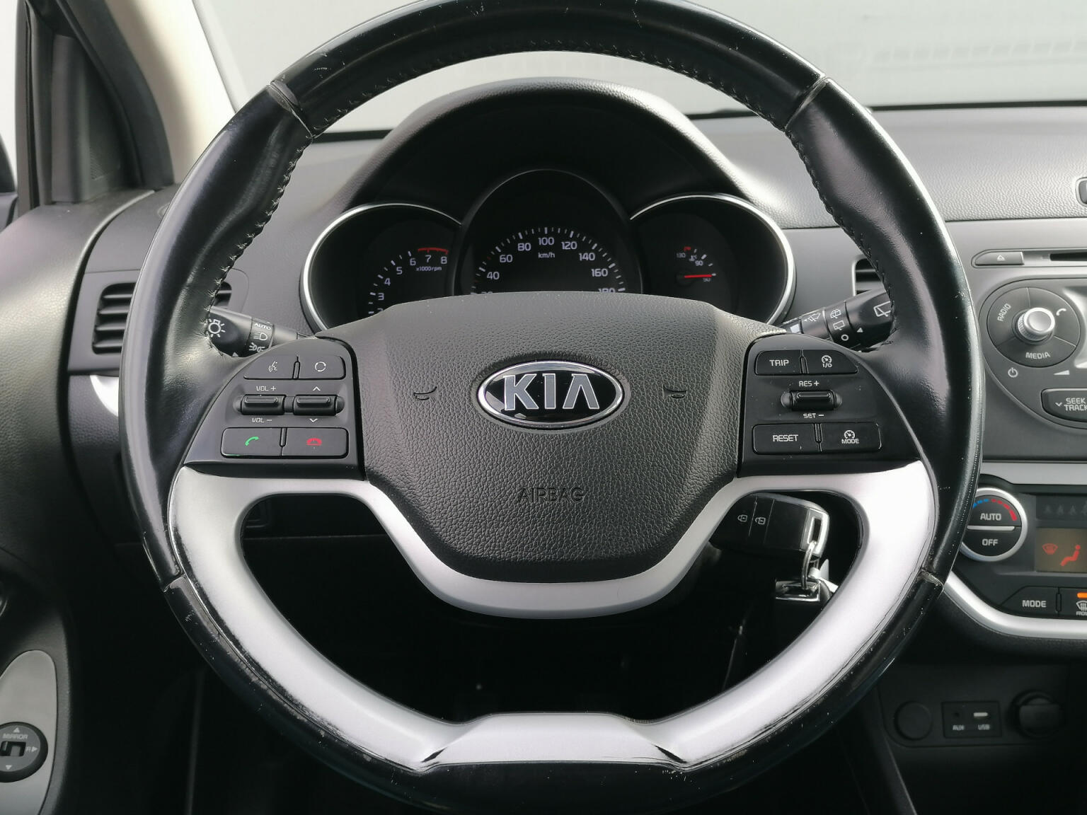Kia-Picanto-8